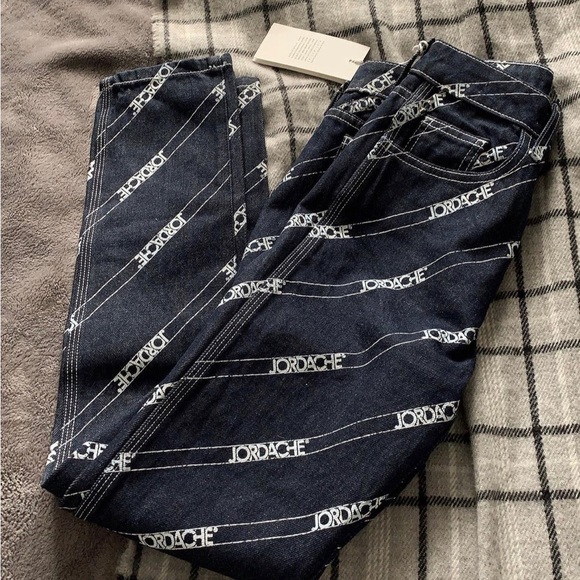 JORDACHE Blue Rinse Diagonal Logo Vintage Crop Jeans - Picture 1 of 9